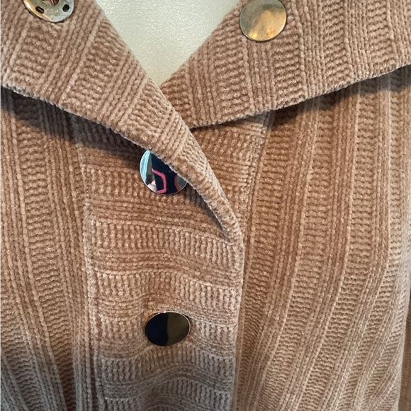 Ruby Rd. Tan Ribbed V-Neck Sweater with Snap Placket - Picture 3 of 3